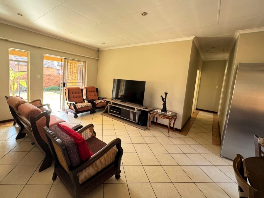 3 Bedroom Property for Sale in Equestria Gauteng