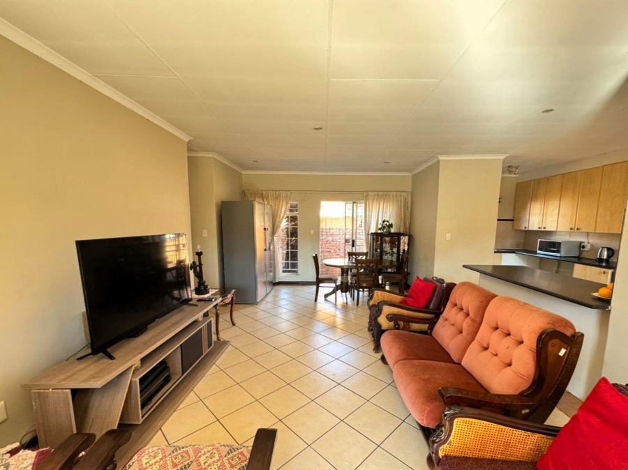 3 Bedroom Property for Sale in Equestria Gauteng
