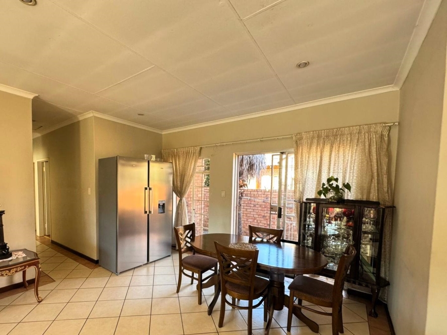 3 Bedroom Property for Sale in Equestria Gauteng