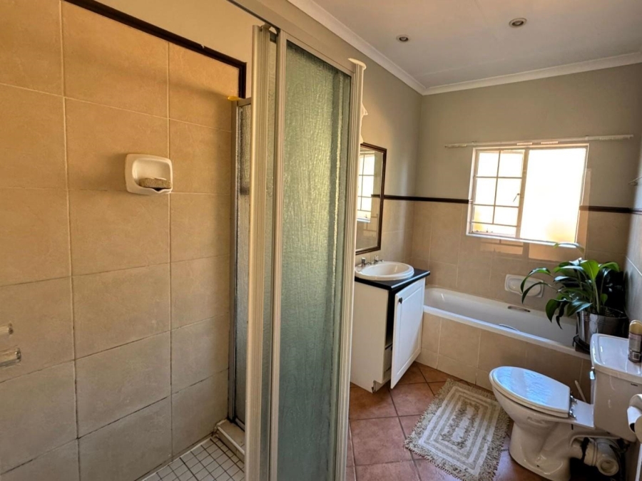 3 Bedroom Property for Sale in Equestria Gauteng