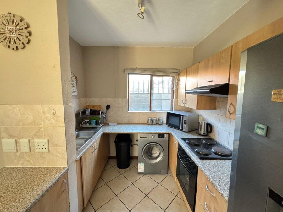 2 Bedroom Property for Sale in Country View Estate Gauteng