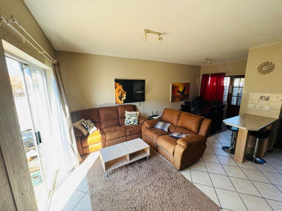 2 Bedroom Property for Sale in Country View Estate Gauteng