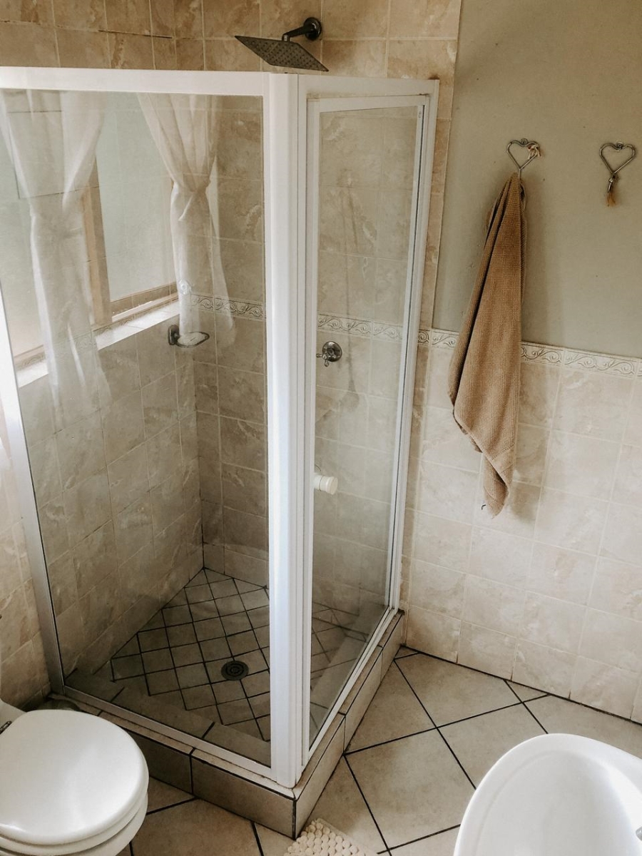 To Let 2 Bedroom Property for Rent in Country View Estate Gauteng