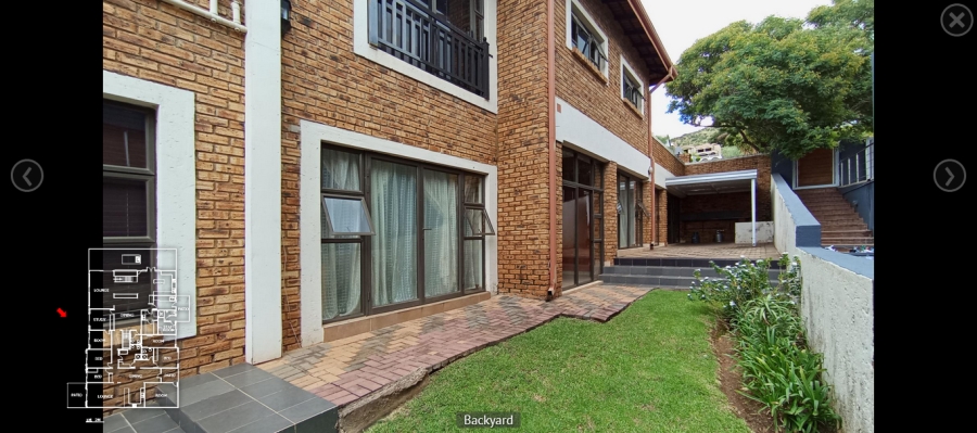 7 Bedroom Property for Sale in Featherbrooke Estate Gauteng