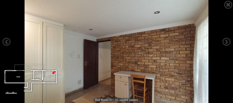 7 Bedroom Property for Sale in Featherbrooke Estate Gauteng