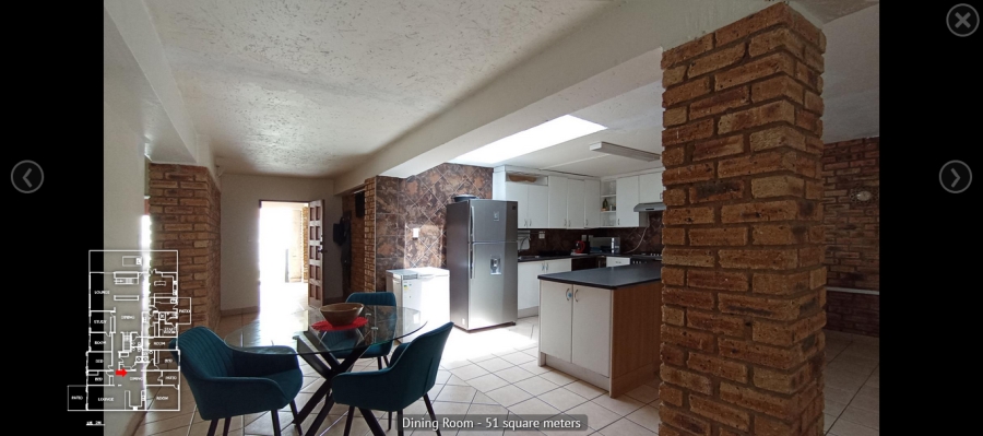 7 Bedroom Property for Sale in Featherbrooke Estate Gauteng