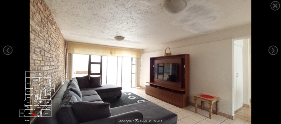 7 Bedroom Property for Sale in Featherbrooke Estate Gauteng