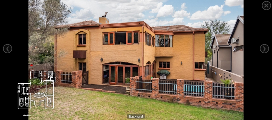 5 Bedroom Property for Sale in Featherbrooke Estate Gauteng