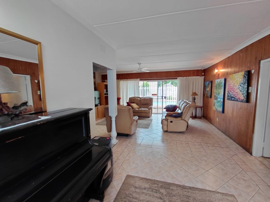 5 Bedroom Property for Sale in Greenhills Gauteng