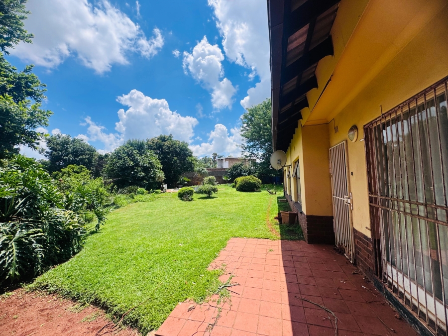 3 Bedroom Property for Sale in Clayville East Gauteng