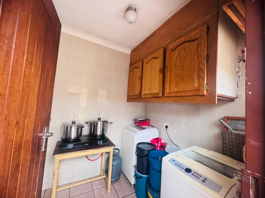 3 Bedroom Property for Sale in Clayville East Gauteng