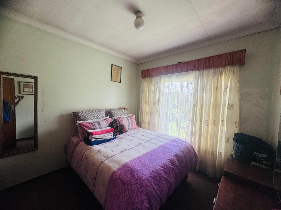3 Bedroom Property for Sale in Clayville East Gauteng