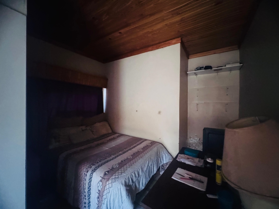 3 Bedroom Property for Sale in Clayville East Gauteng