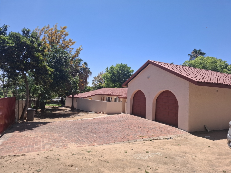 4 Bedroom Property for Sale in Johannesburg North Gauteng