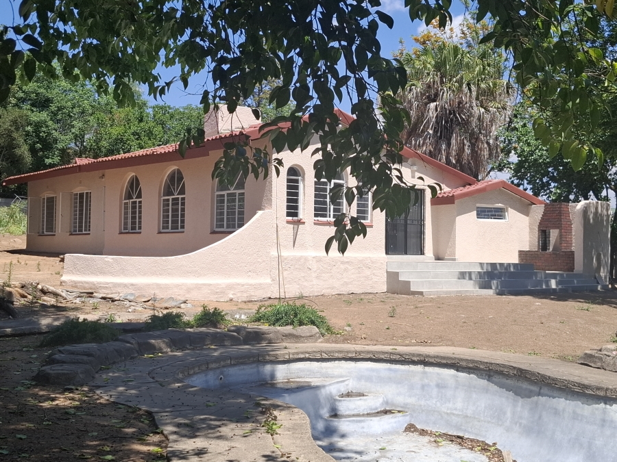 4 Bedroom Property for Sale in Johannesburg North Gauteng