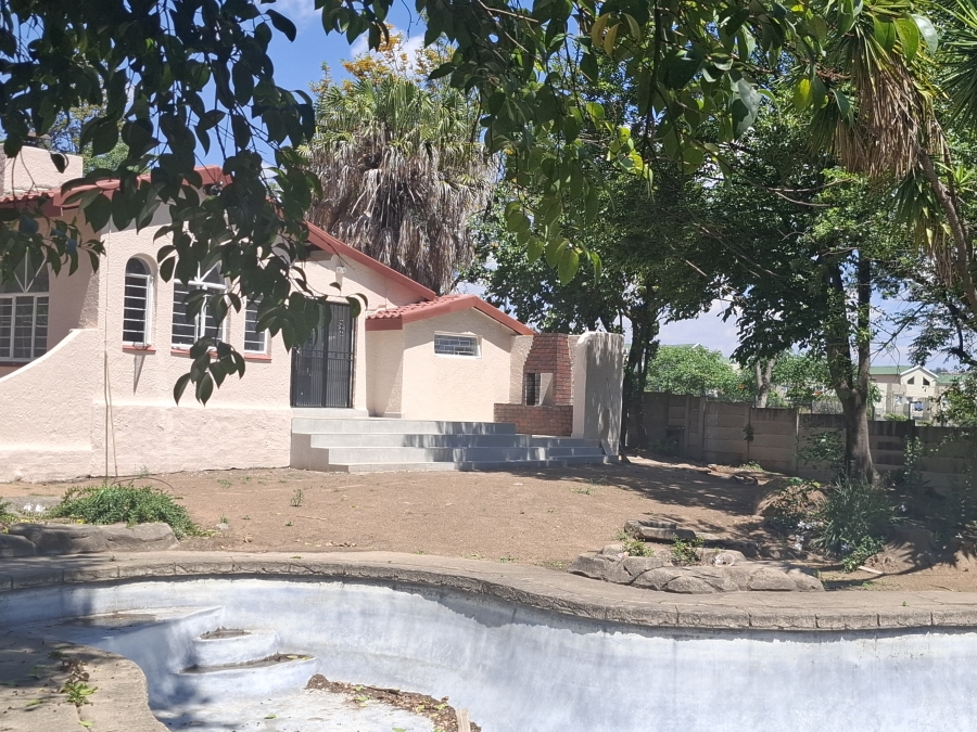 4 Bedroom Property for Sale in Johannesburg North Gauteng