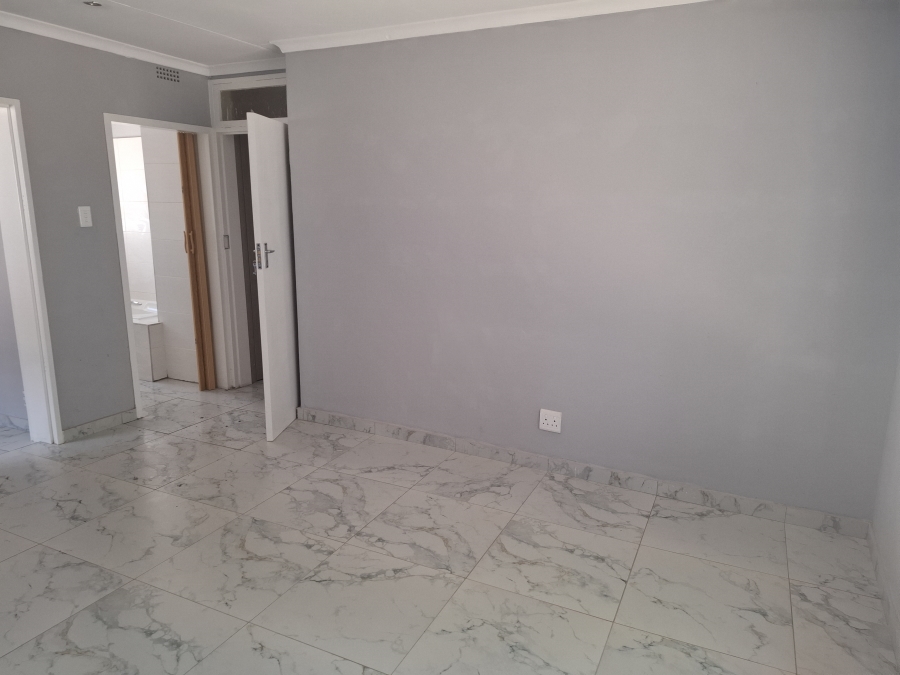 4 Bedroom Property for Sale in Johannesburg North Gauteng
