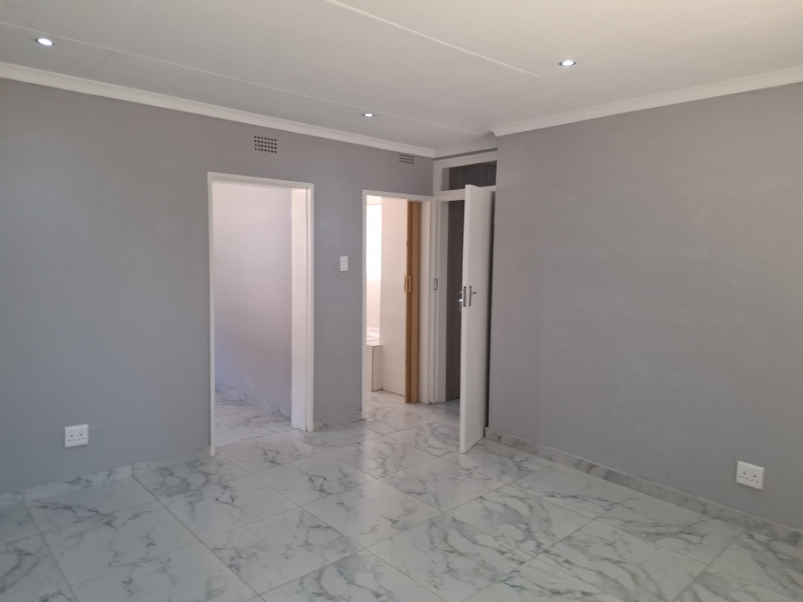 4 Bedroom Property for Sale in Johannesburg North Gauteng