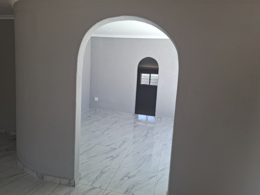 4 Bedroom Property for Sale in Johannesburg North Gauteng