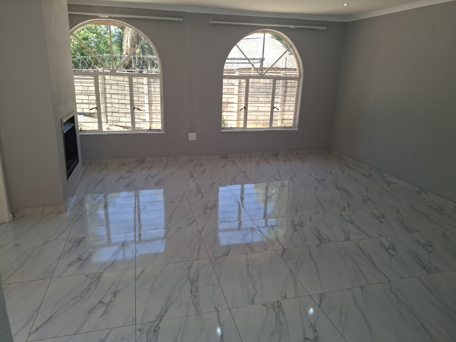 4 Bedroom Property for Sale in Johannesburg North Gauteng