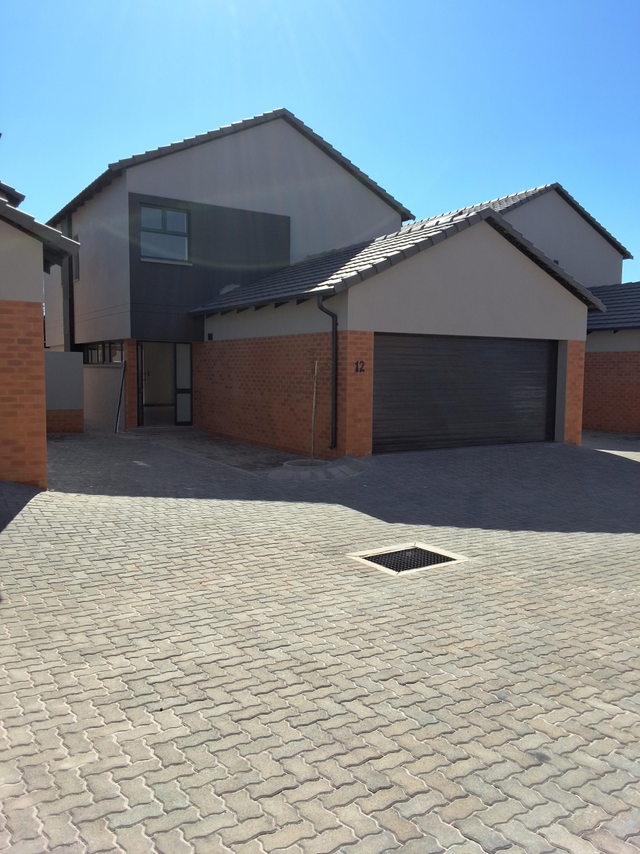 4 Bedroom Property for Sale in Montana Gauteng