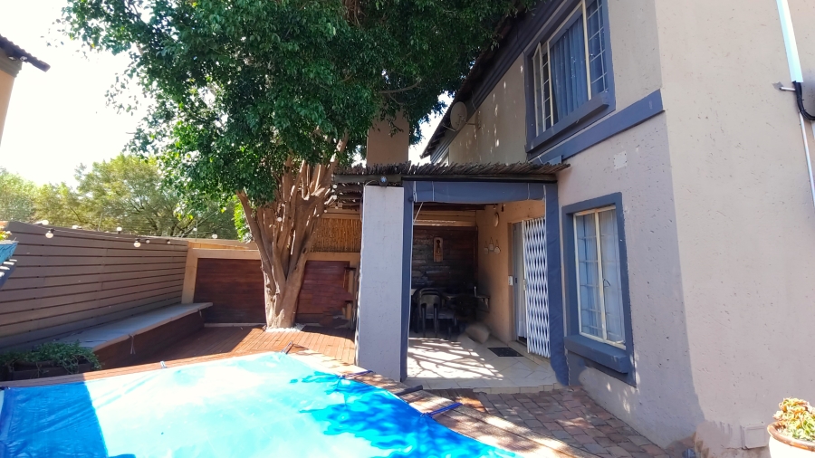 2 Bedroom Property for Sale in Annlin Gauteng