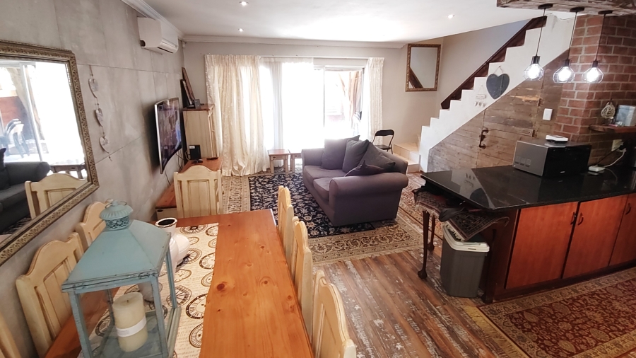 2 Bedroom Property for Sale in Annlin Gauteng