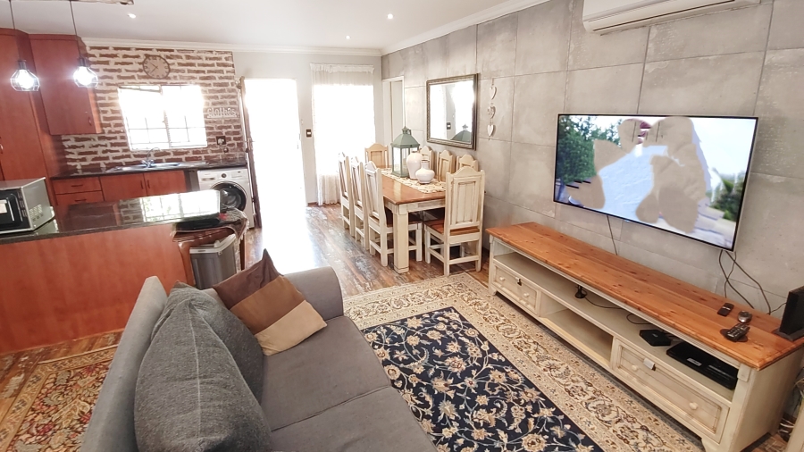 2 Bedroom Property for Sale in Annlin Gauteng