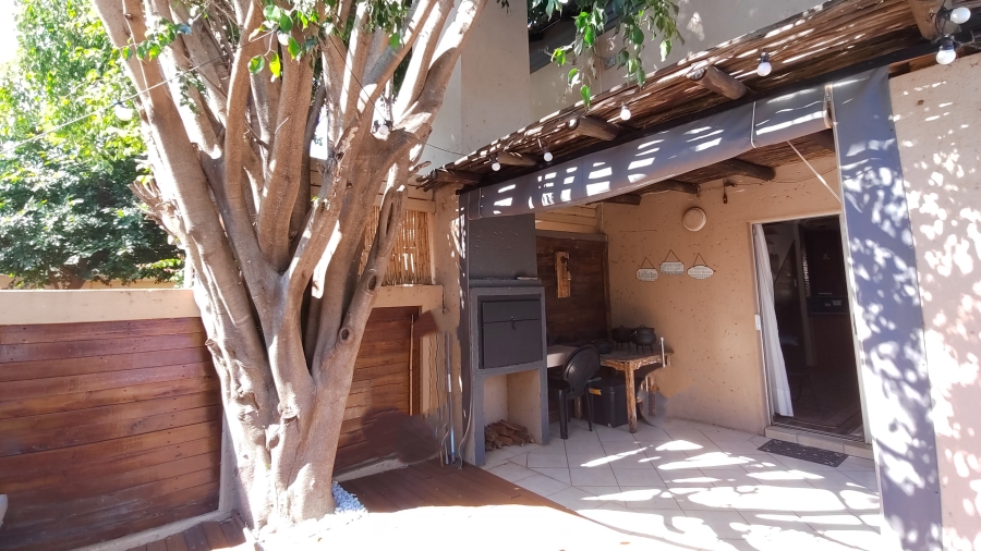 2 Bedroom Property for Sale in Annlin Gauteng