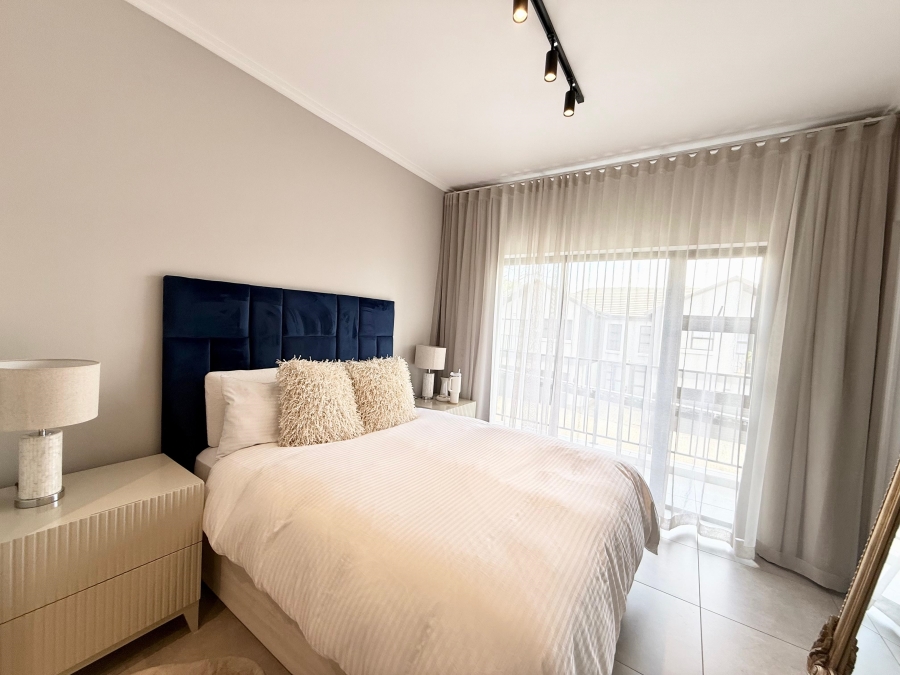 To Let 2 Bedroom Property for Rent in Bryanston Gauteng