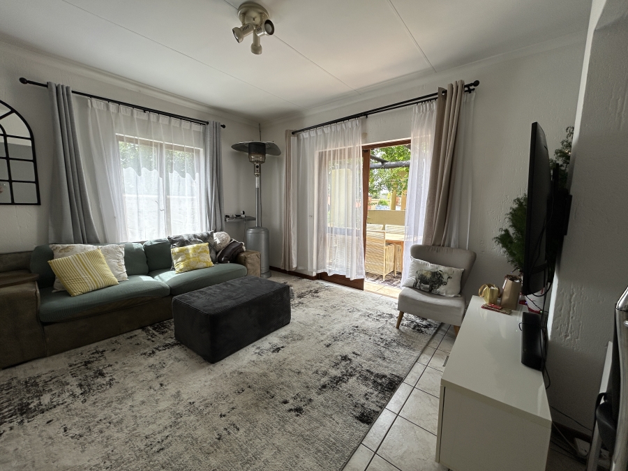3 Bedroom Property for Sale in Douglasdale Gauteng