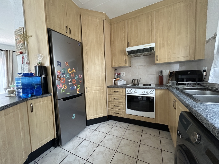 3 Bedroom Property for Sale in Douglasdale Gauteng