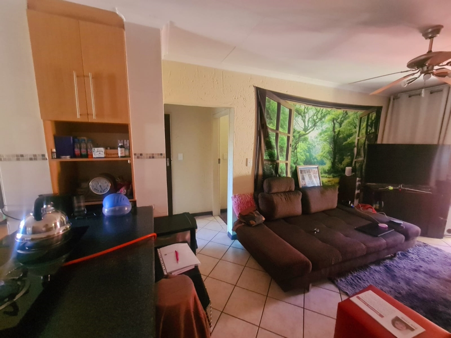 2 Bedroom Property for Sale in Elardus Park Gauteng