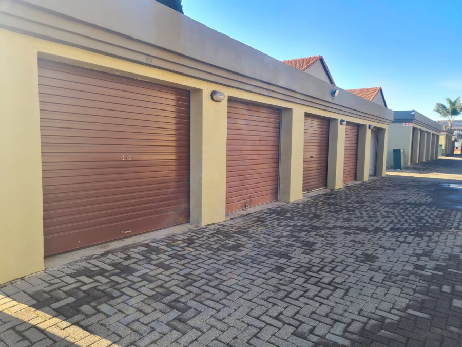 2 Bedroom Property for Sale in Elardus Park Gauteng