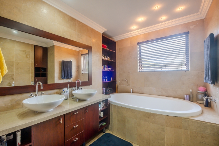 3 Bedroom Property for Sale in Lynnwood Gauteng