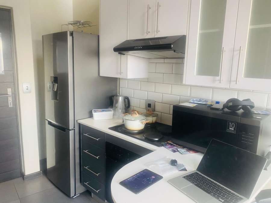 1 Bedroom Property for Sale in Hatfield Gauteng