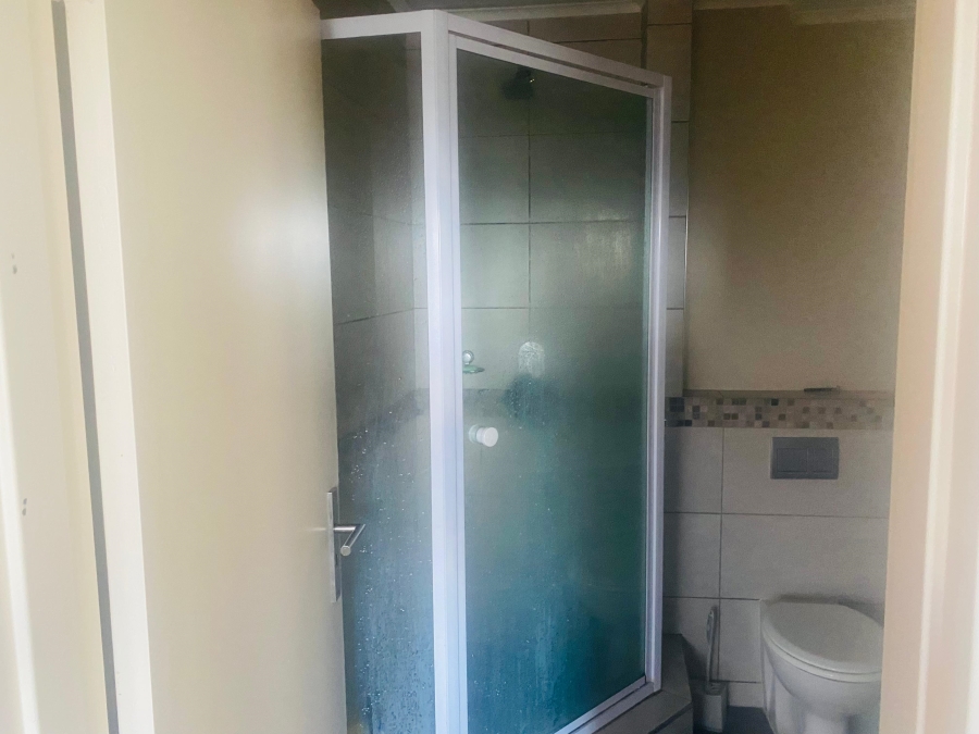 1 Bedroom Property for Sale in Hatfield Gauteng