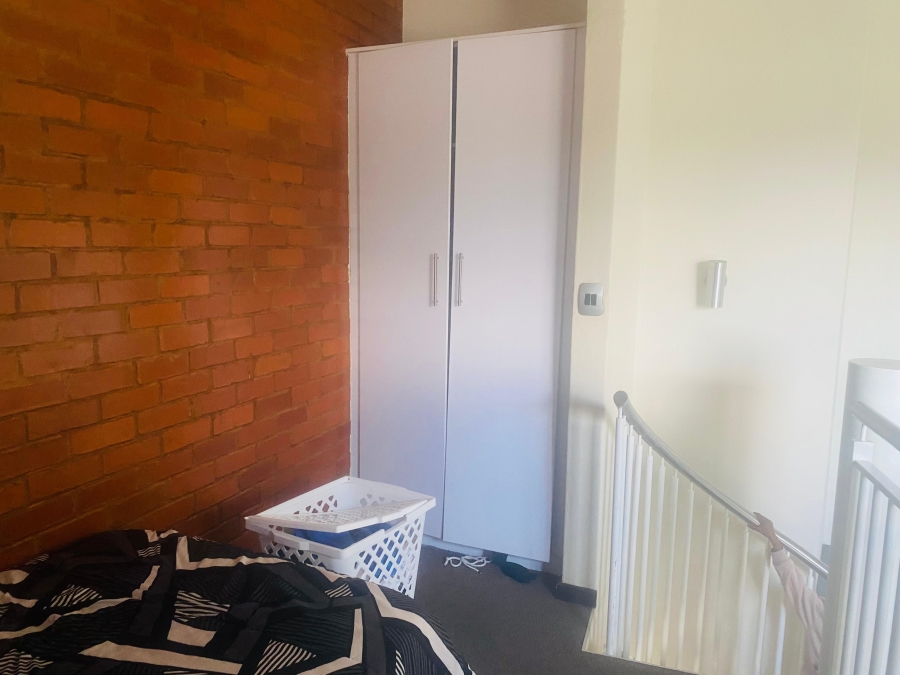 1 Bedroom Property for Sale in Hatfield Gauteng
