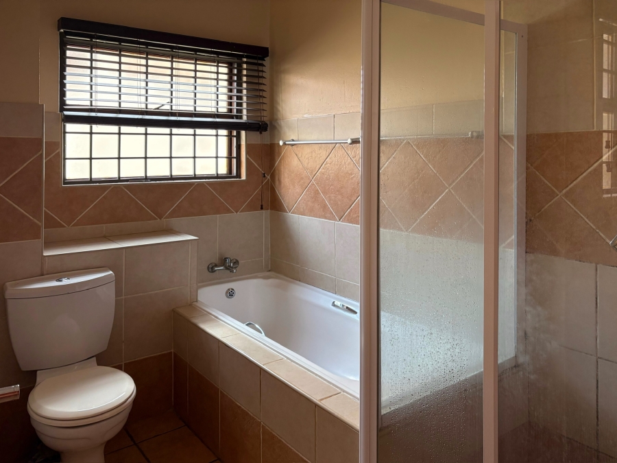 3 Bedroom Property for Sale in Montana Tuine Gauteng