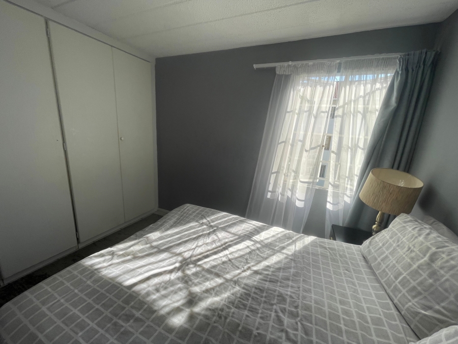 2 Bedroom Property for Sale in Groenkloof Gauteng