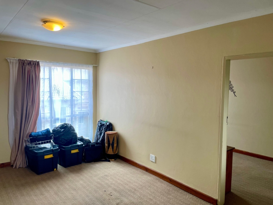 1 Bedroom Property for Sale in Newmark Estate Gauteng