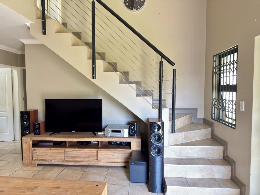 3 Bedroom Property for Sale in Amberfield Gauteng