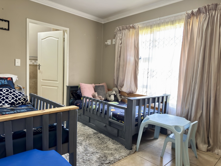 3 Bedroom Property for Sale in Amberfield Gauteng