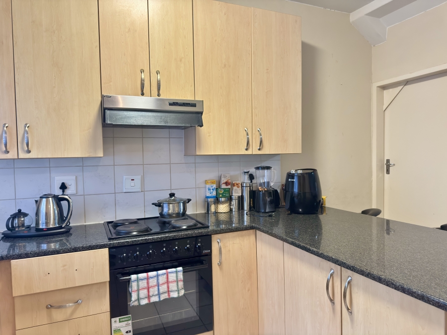 2 Bedroom Property for Sale in Silver Lakes Gauteng