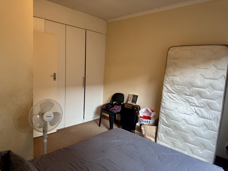 2 Bedroom Property for Sale in Silver Lakes Gauteng