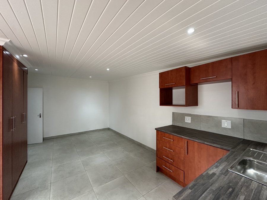 4 Bedroom Property for Sale in Rietfontein Gauteng