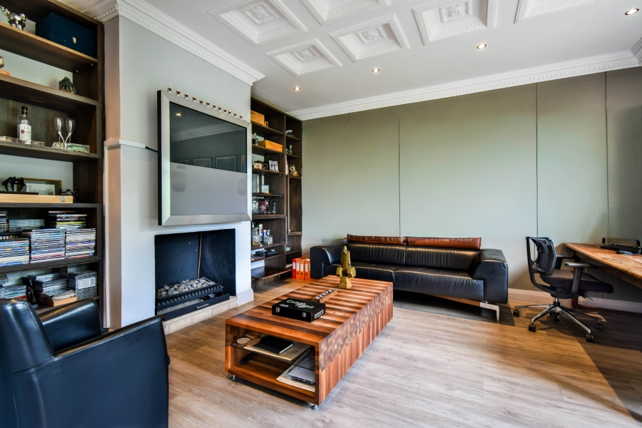 2 Bedroom Property for Sale in Rosebank Gauteng