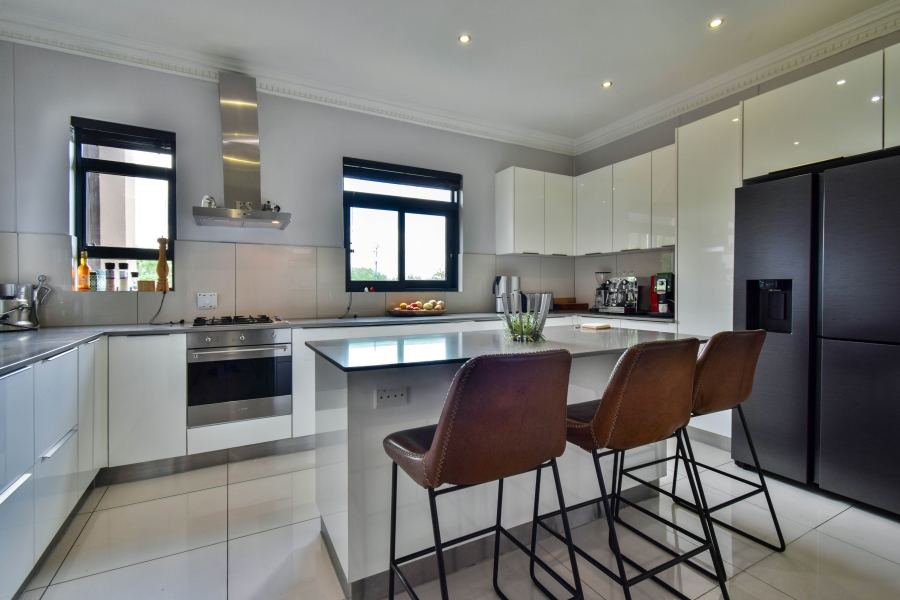 2 Bedroom Property for Sale in Rosebank Gauteng