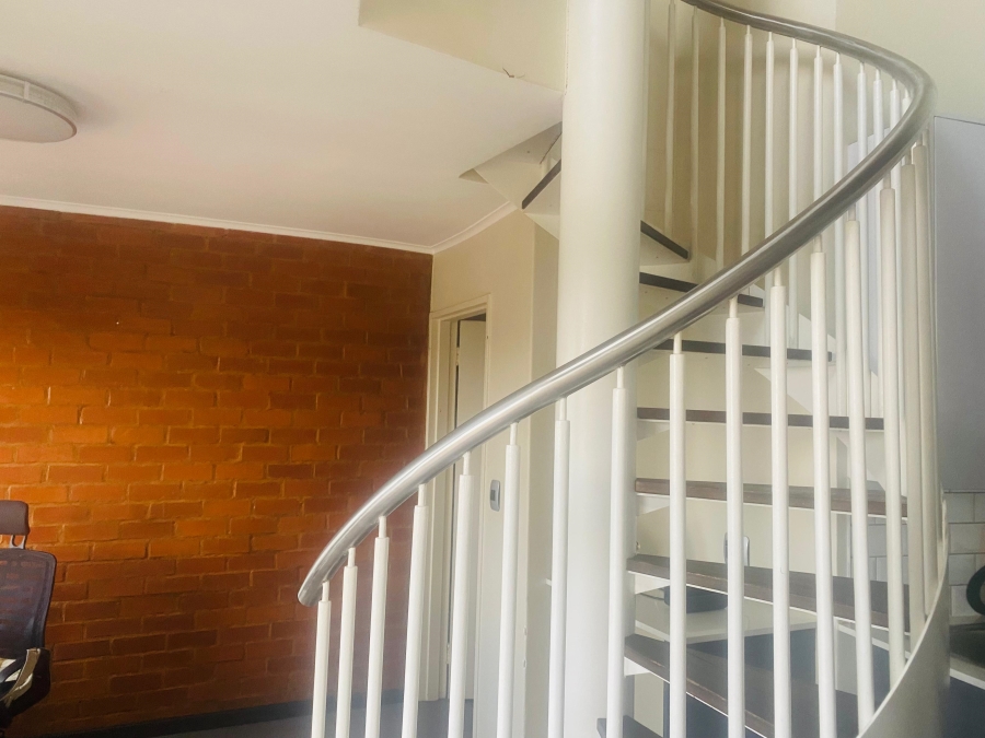 1 Bedroom Property for Sale in Hatfield Gauteng