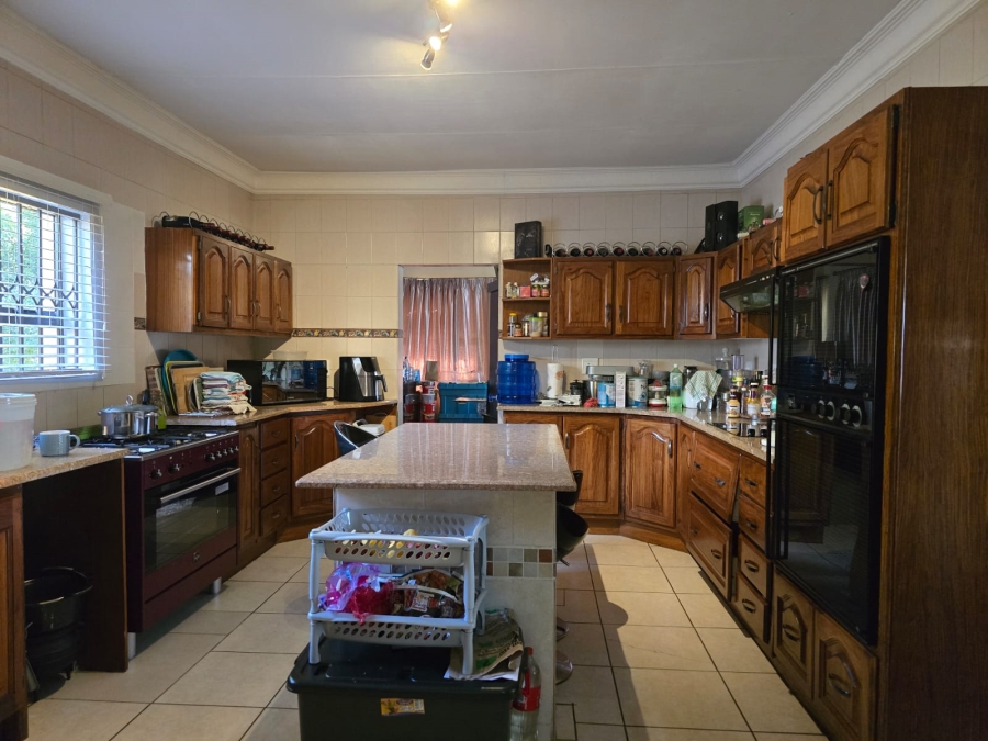 4 Bedroom Property for Sale in Waterkloof Ridge Gauteng